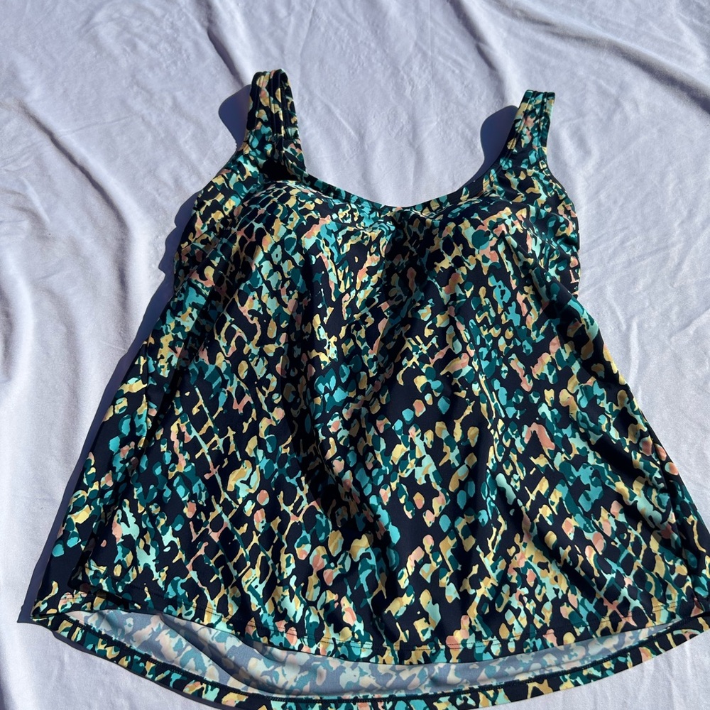 Women’s Teal & Black Printed swim Top colorful size 2X